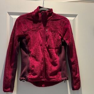 Women's mountain hardware fleece jacket
